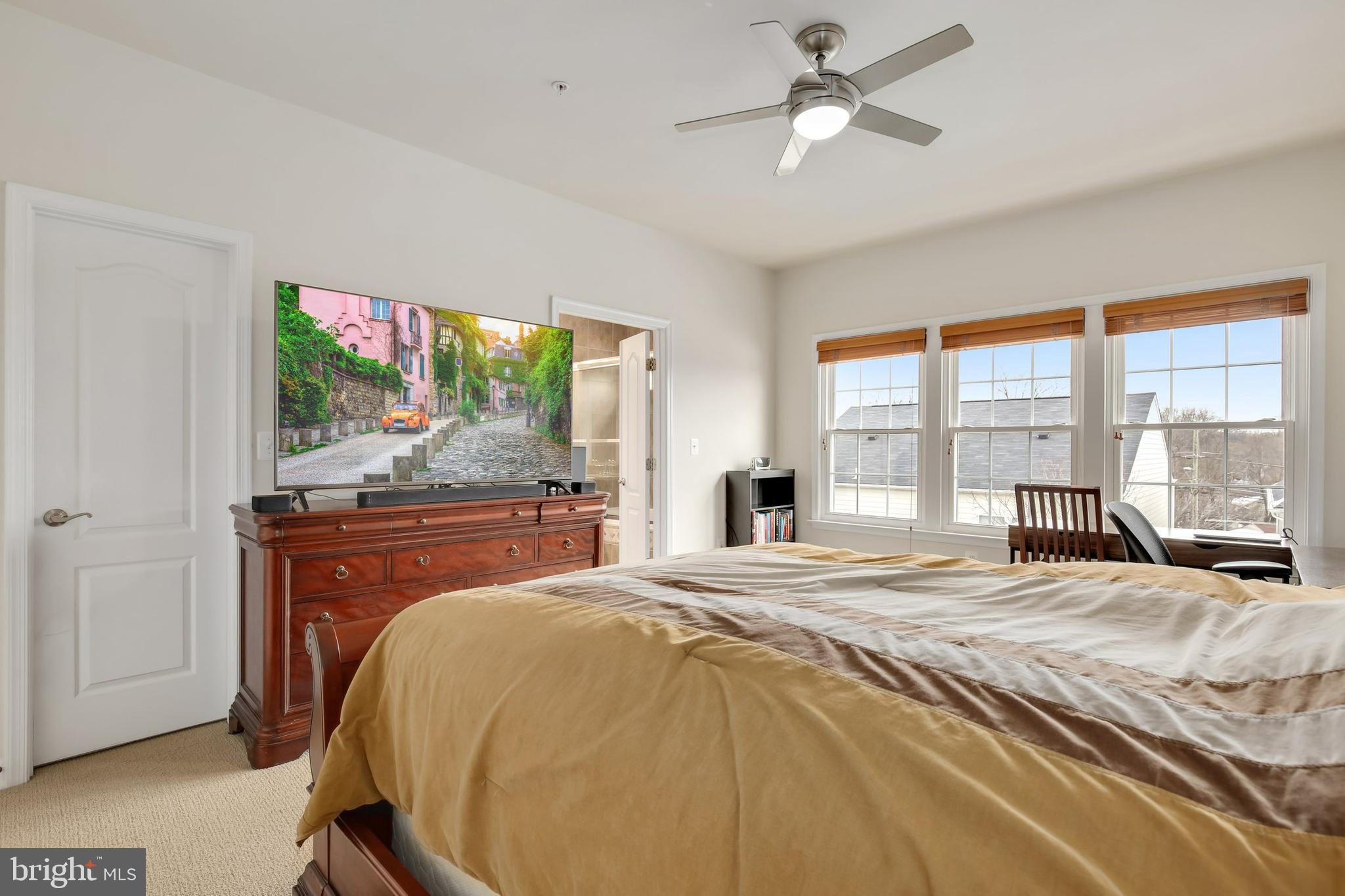 11622 Leesborough Circle Silver Spring, MD 20902 - Photo 31 of 61 Gallery Image 31