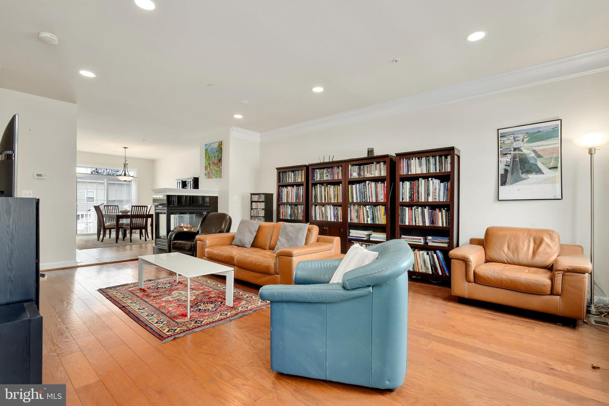 11622 Leesborough Circle Silver Spring, MD 20902 - Photo 6 of 61 Gallery Image 6