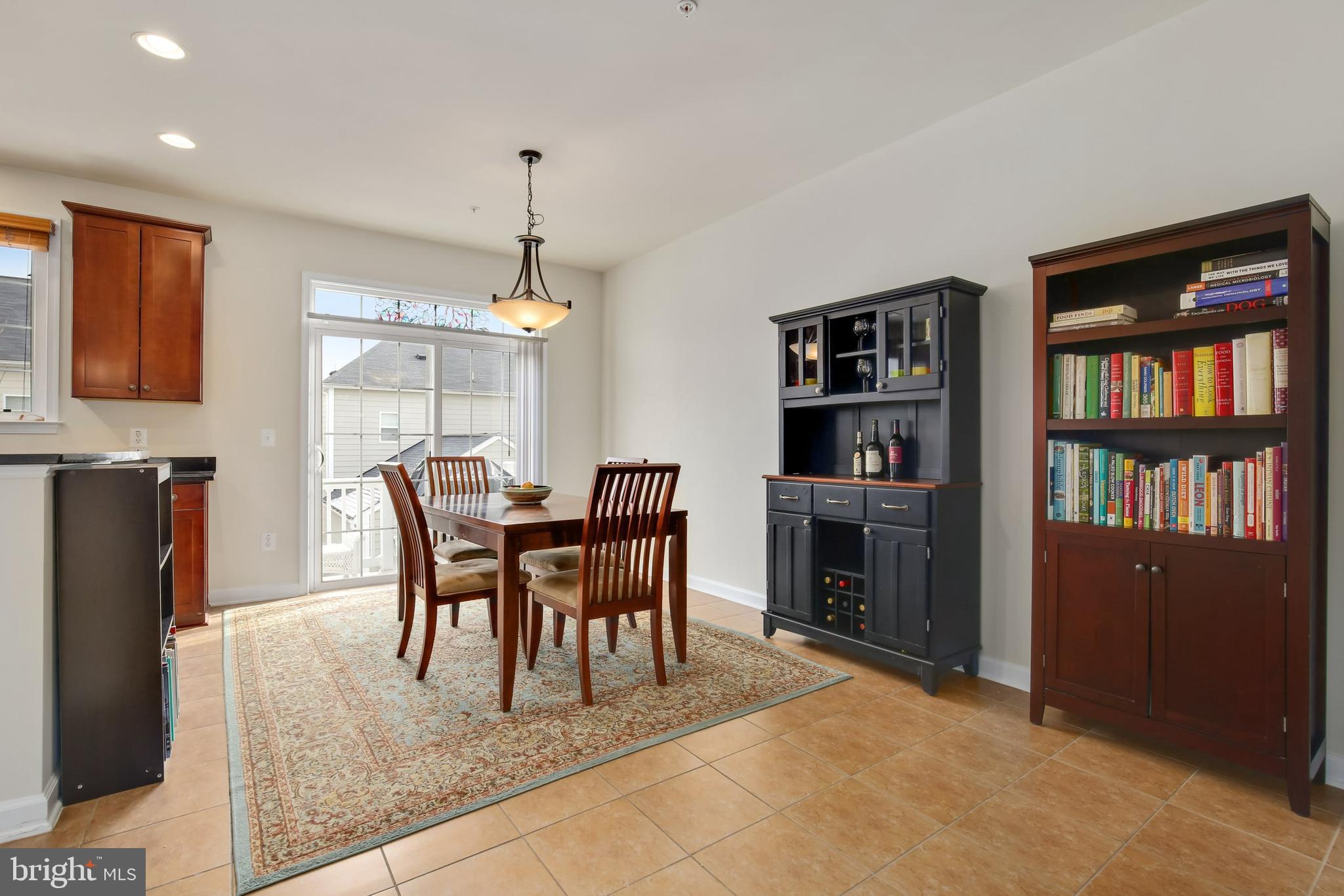11622 Leesborough Circle Silver Spring, MD 20902 - Photo 10 of 61 Gallery Image 10
