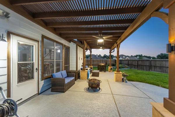 $353,200 | 19414 Camellia Bend Circle, Spring, TX 77379