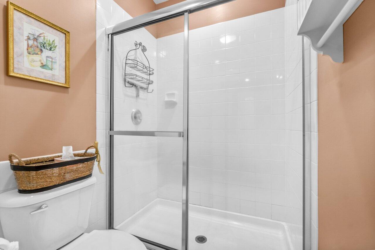 107 Andover Drive Jupiter, FL 33458 - Photo 20 of 26 022-107AndoverDrive-Jupiter-FL-33458-SMA