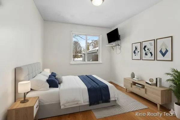 $184,900 | 1510 West Stewart Street, Owosso, MI 48867