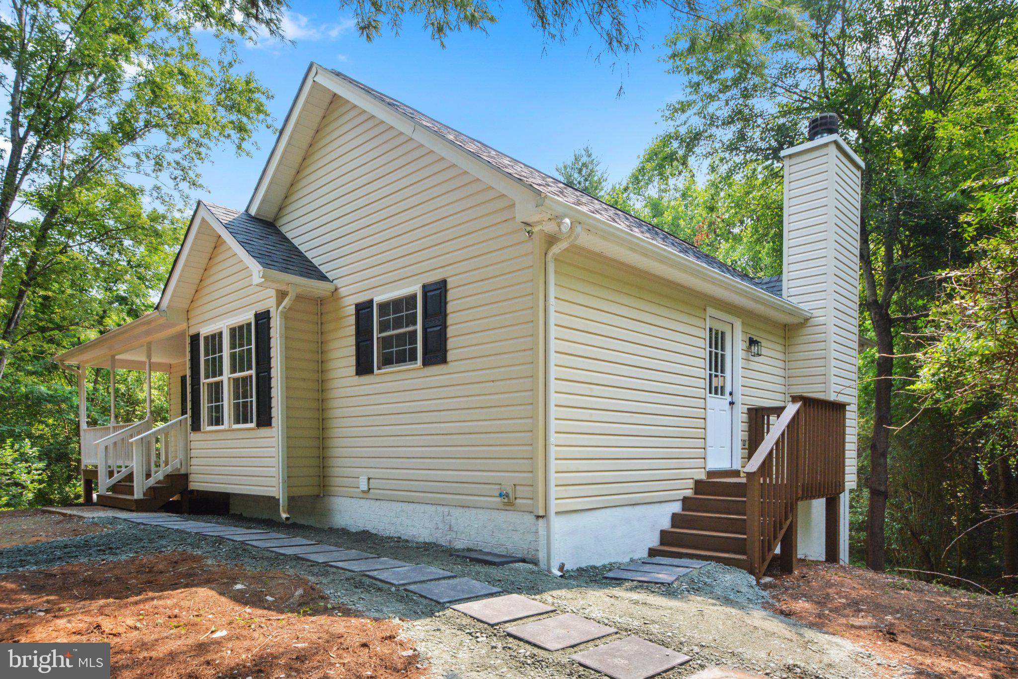742 Albevanna Spring Road Scottsville, VA 24590 - Photo 4 of 30