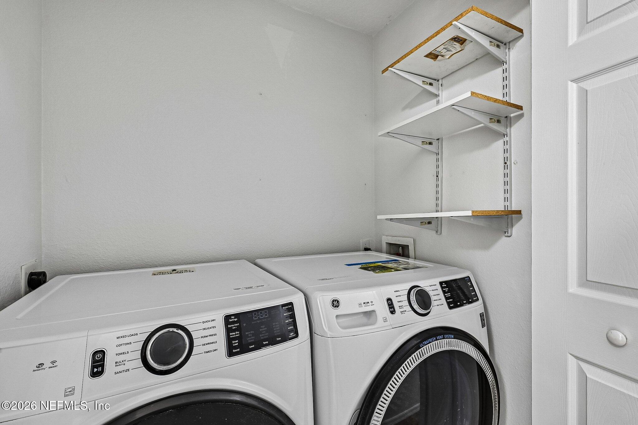 10543 Autumn Trace Road Jacksonville, FL 32257 - Photo 20 of 45 Laundry
