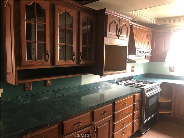 $699,000 | 2414 South Poplar Street, Santa Ana, CA 92704