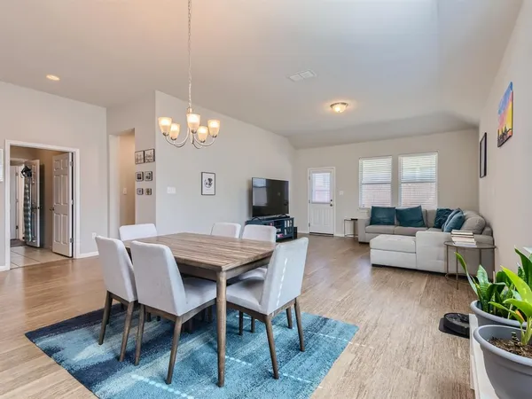 $2,500 | 11915 Mercantile Lane, Unit 36, Austin, TX 78748