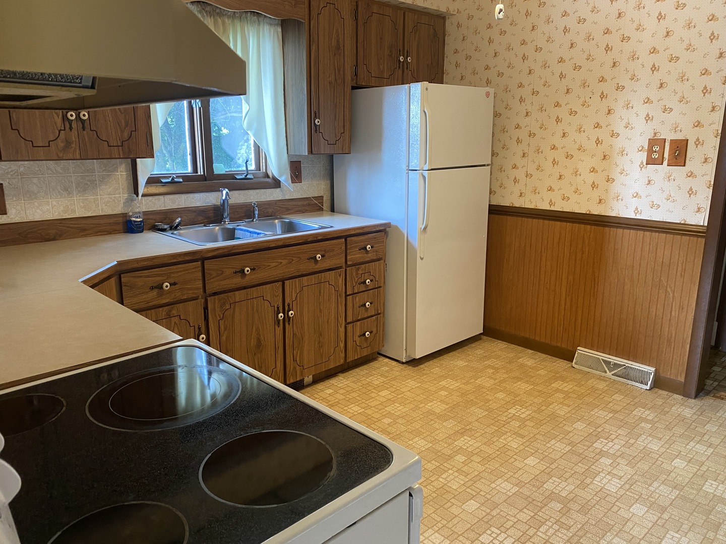 325 West Minnesota Street Spring Valley, IL 61362 - Photo 8 of 13