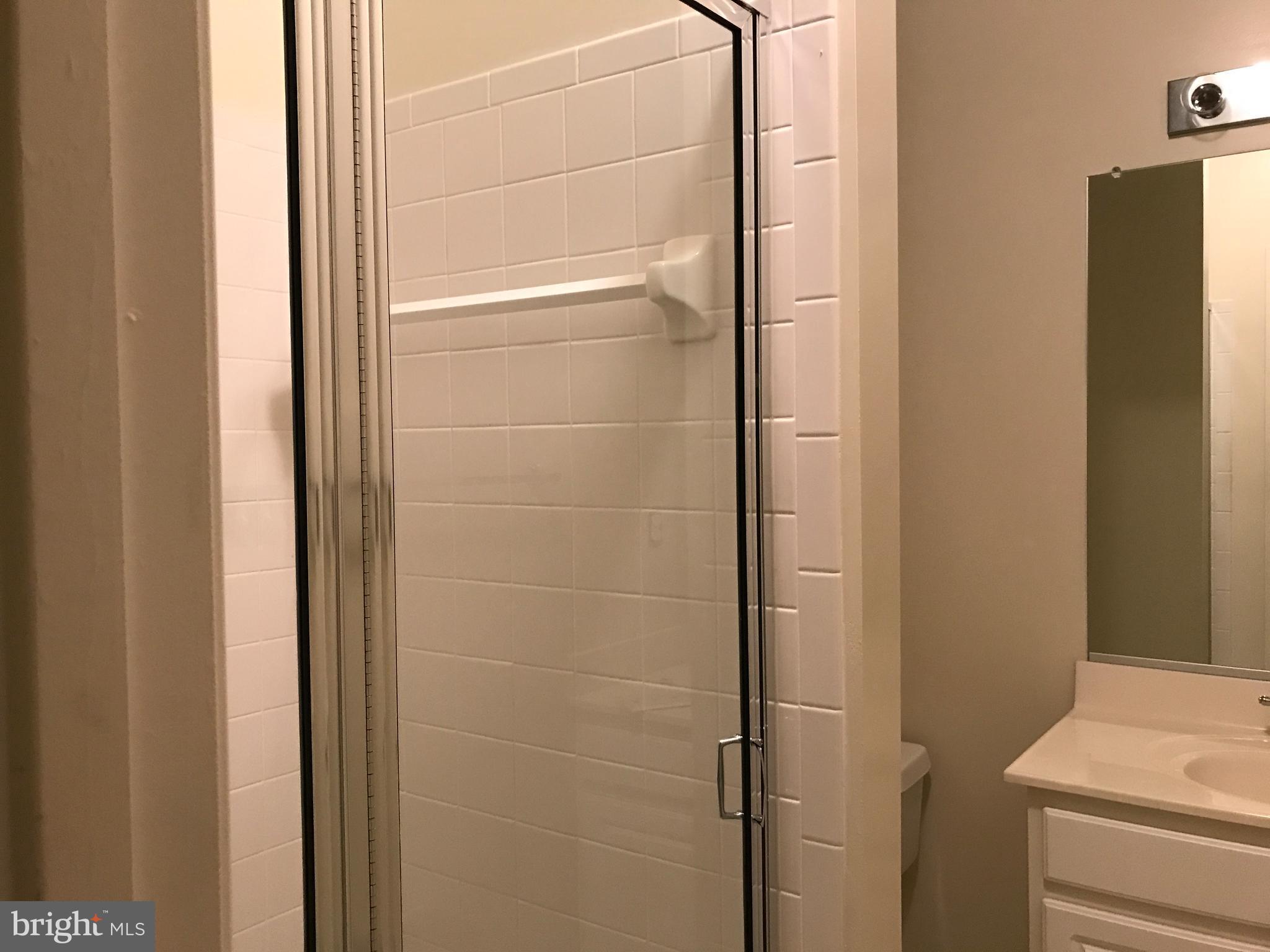 4201 Somerville Court Laurel, MD 20708 - Photo 26 of 30 Bath