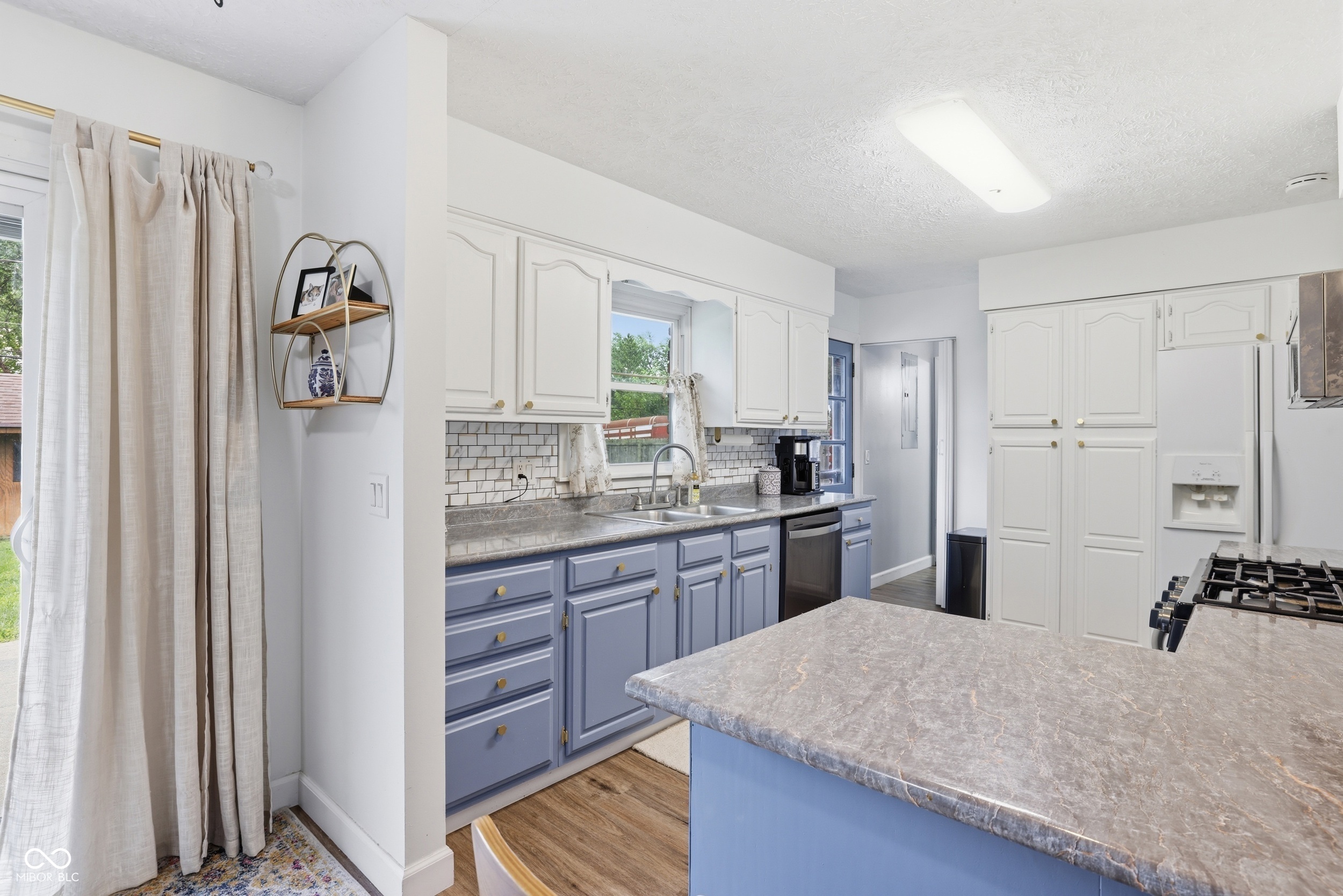 1227 Bluff Road Plainfield, IN 46168 - Photo 10 of 34 Gallery Image 10