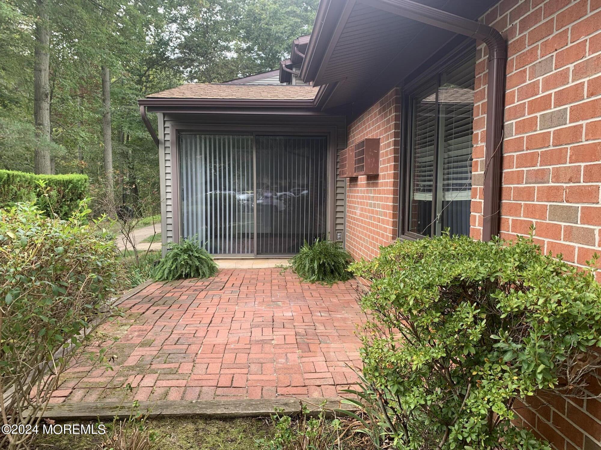 9 Western Reach Red Bank, NJ 07701 - Photo 25 of 38 IMG_6732