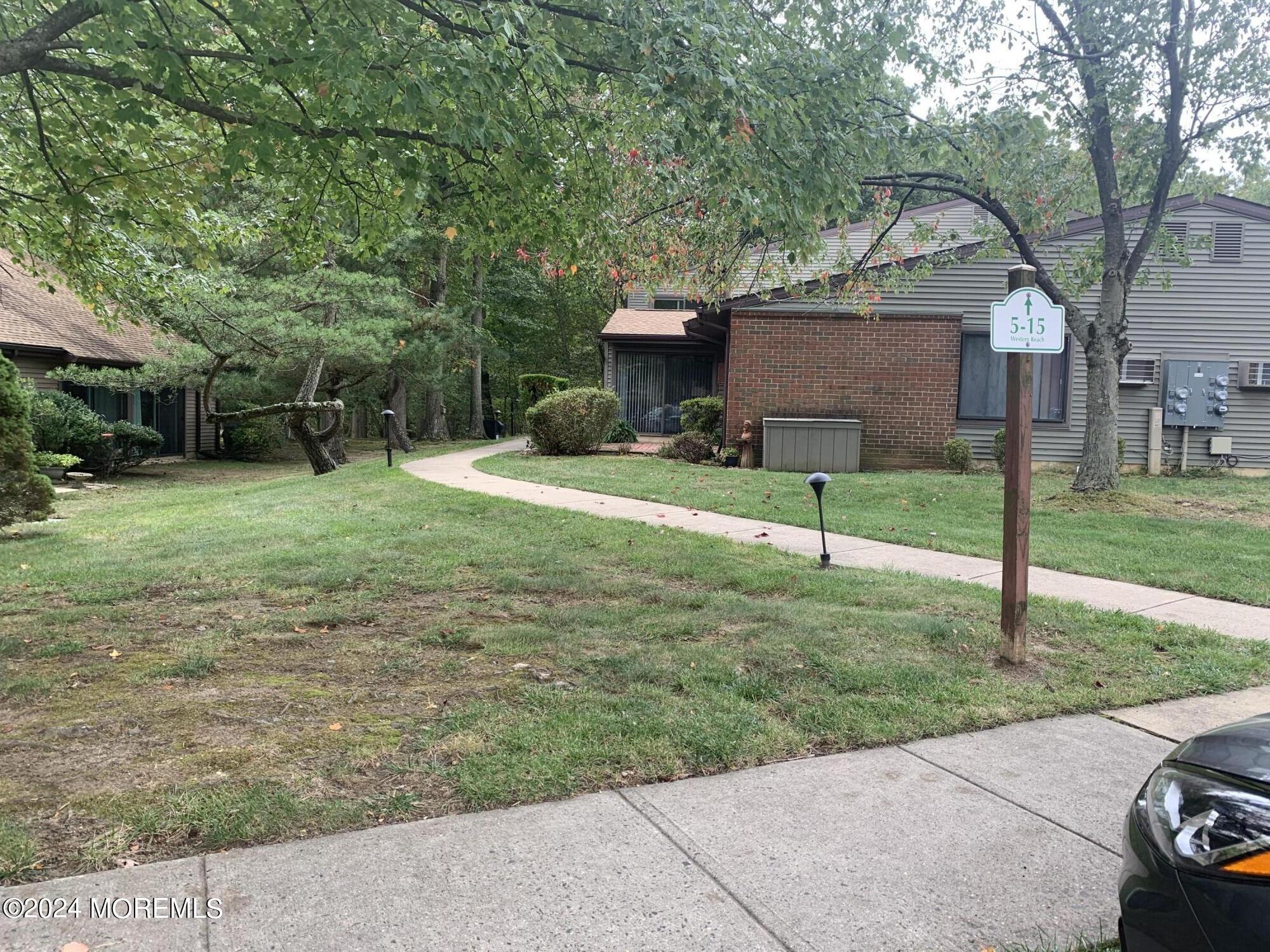 9 Western Reach Red Bank, NJ 07701 - Photo 29 of 38 IMG_6748
