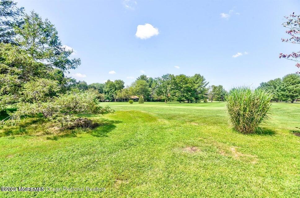 9 Western Reach Red Bank, NJ 07701 - Photo 31 of 38 20220125163425838486000000-o