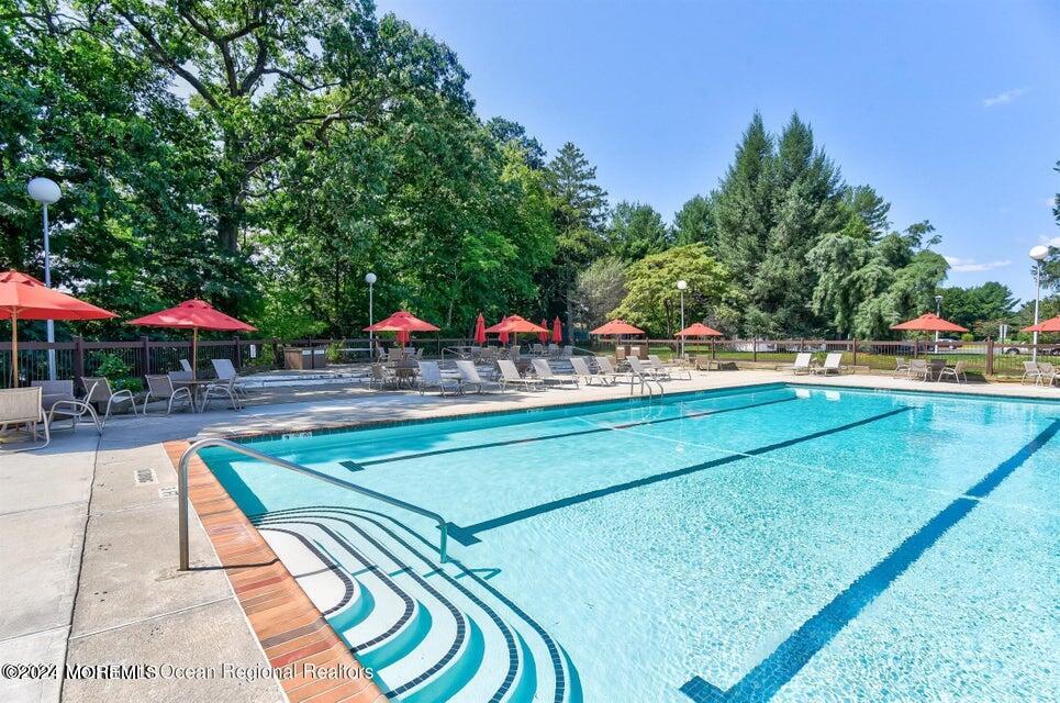 9 Western Reach Red Bank, NJ 07701 - Photo 35 of 38 20220125163414261421000000-o