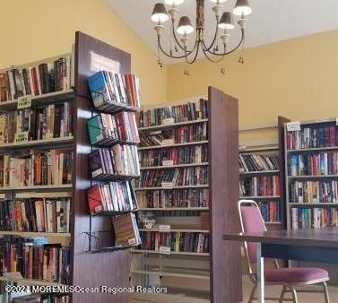 9 Western Reach Red Bank, NJ 07701 - Photo 37 of 38 20220125163432443885000000-o