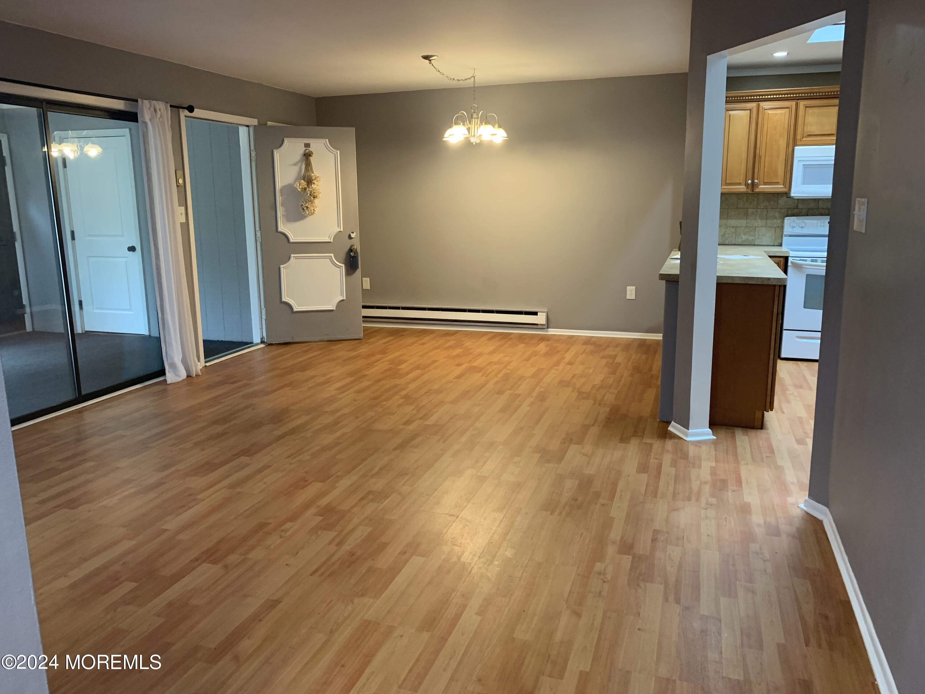 9 Western Reach Red Bank, NJ 07701 - Photo 6 of 38 IMG_6719