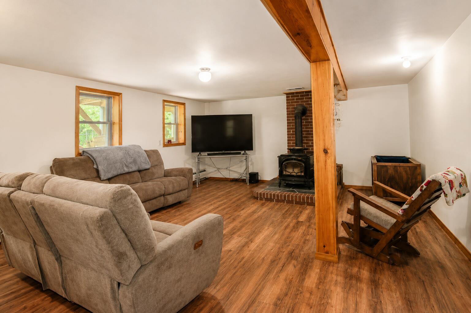 64 Bragg Road Detroit, ME 04929 - Photo 7 of 26 living room