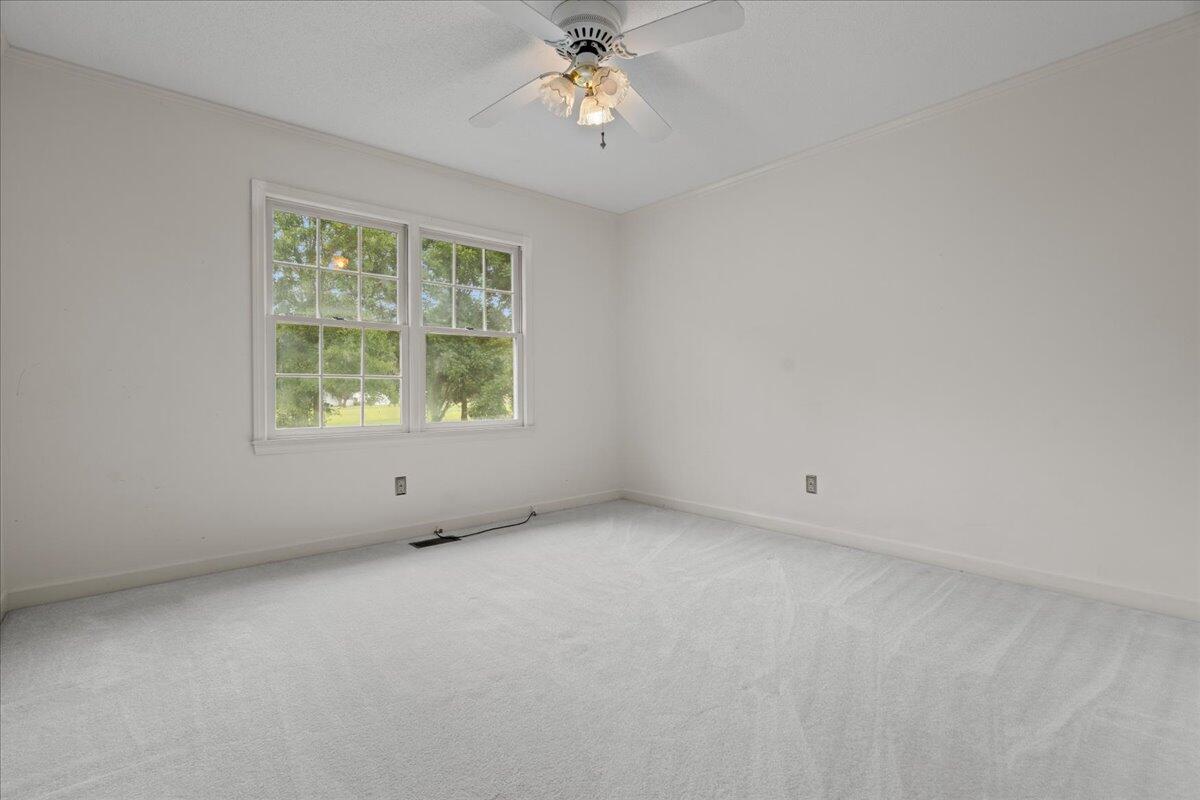 1186 Pointer Drive Manning, SC 29102 - Photo 17 of 40 17-PIX08596