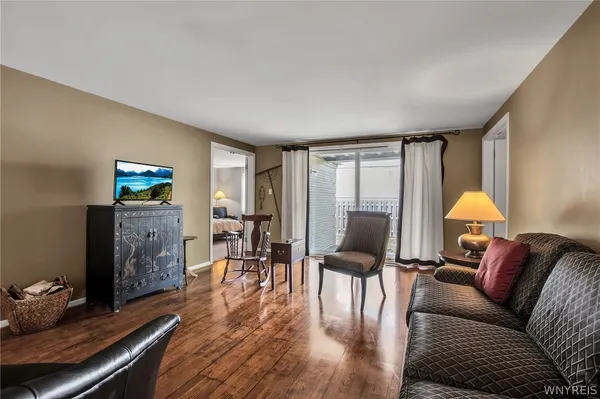 $274,000 | 32 Bernhardt Drive, Unit 5, Amherst, NY 14226