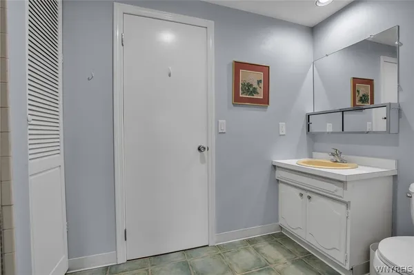 $274,000 | 32 Bernhardt Drive, Unit 5, Amherst, NY 14226