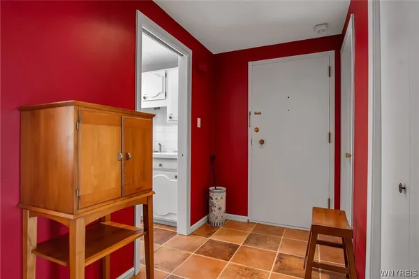 $274,000 | 32 Bernhardt Drive, Unit 5, Amherst, NY 14226