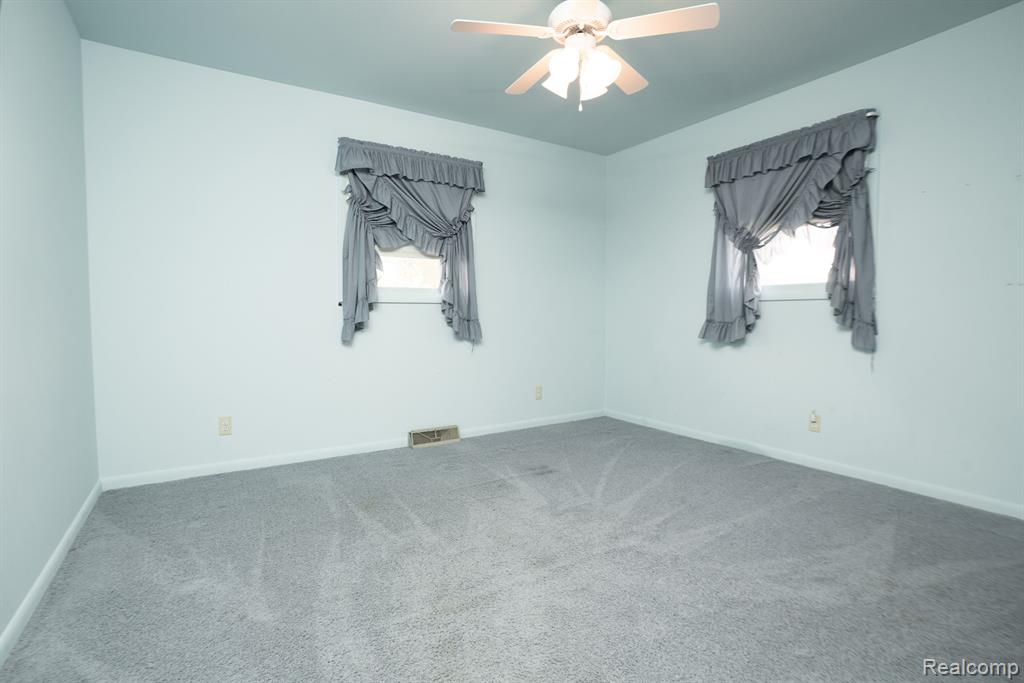 4750 North Nicholson Road Fowlerville, MI 48836 - Photo 15 of 31