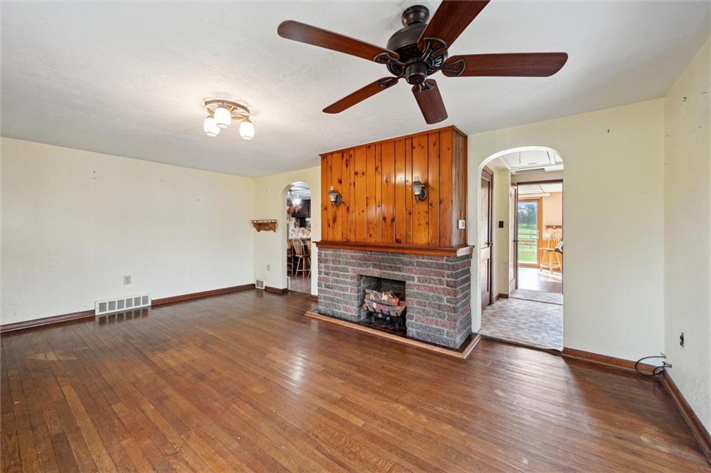 19 Zediker Station Road Washington, PA 15301 - Photo 6 of 25