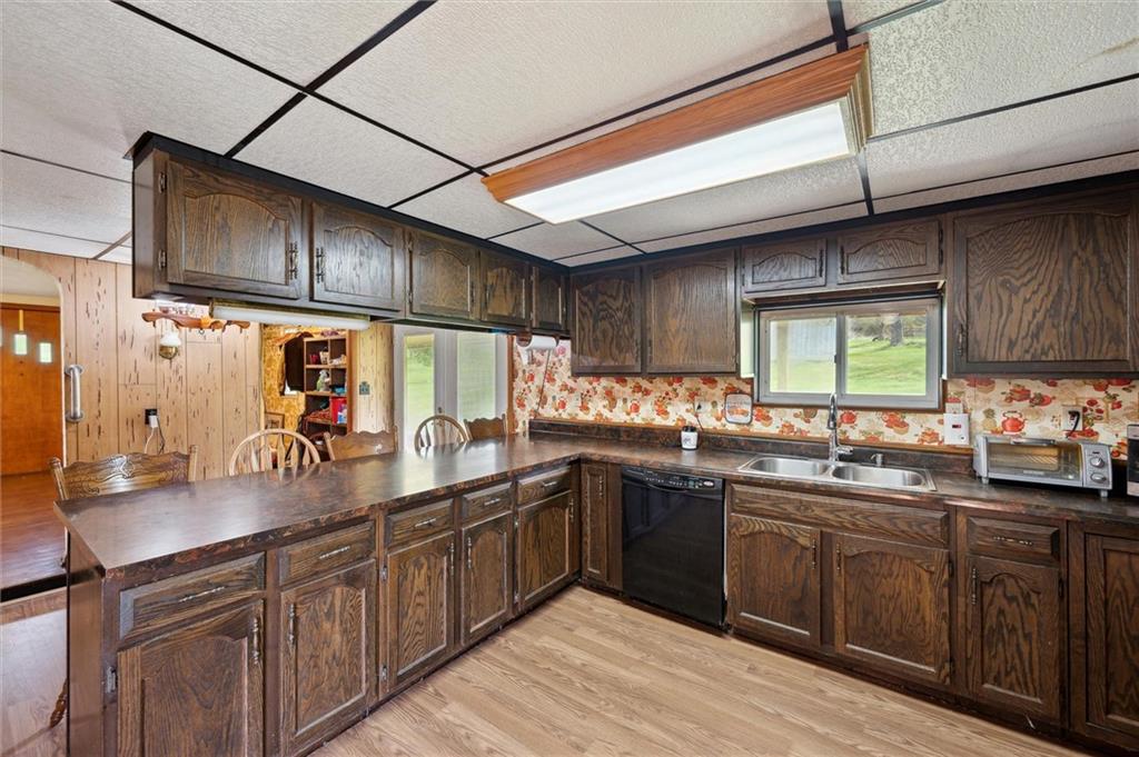 19 Zediker Station Road Washington, PA 15301 - Photo 9 of 25