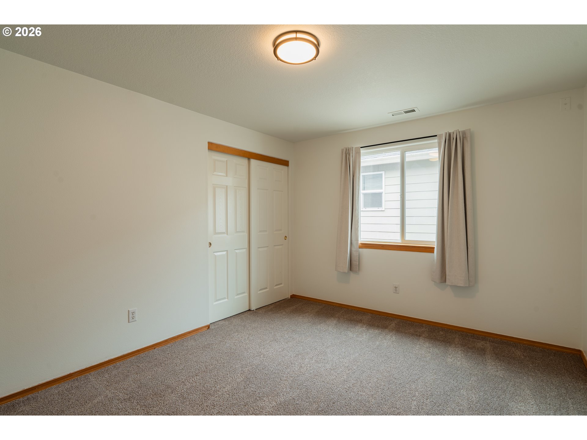 7870 Southeast Springwater Drive Portland, OR 97206 - Photo 33 of 47