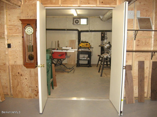 310 Dalton Division Road Pittsfield, MA 01201 - Photo 38 of 39 Work shop