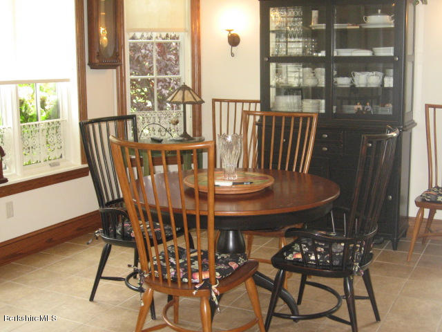 310 Dalton Division Road Pittsfield, MA 01201 - Photo 8 of 39 Dining Room