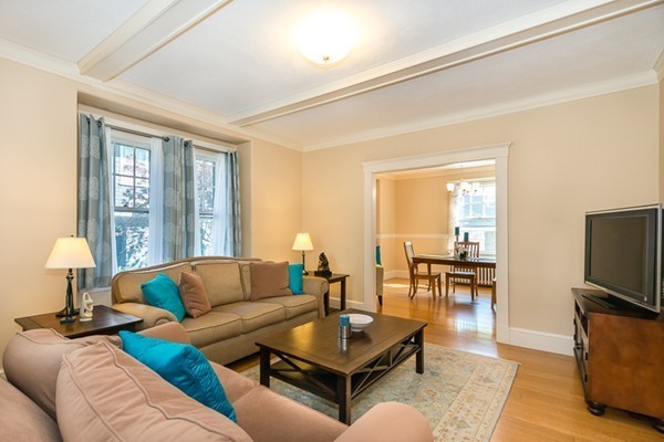 20 Symmes Road Winchester, MA 01890 - Photo 4 of 26 Gallery Image 4