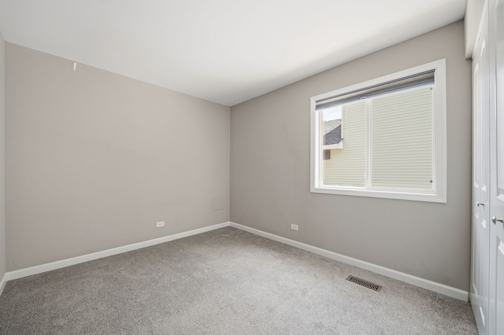 225 Mill Stream Drive Bolingbrook, IL 60440 - Photo 22 of 24