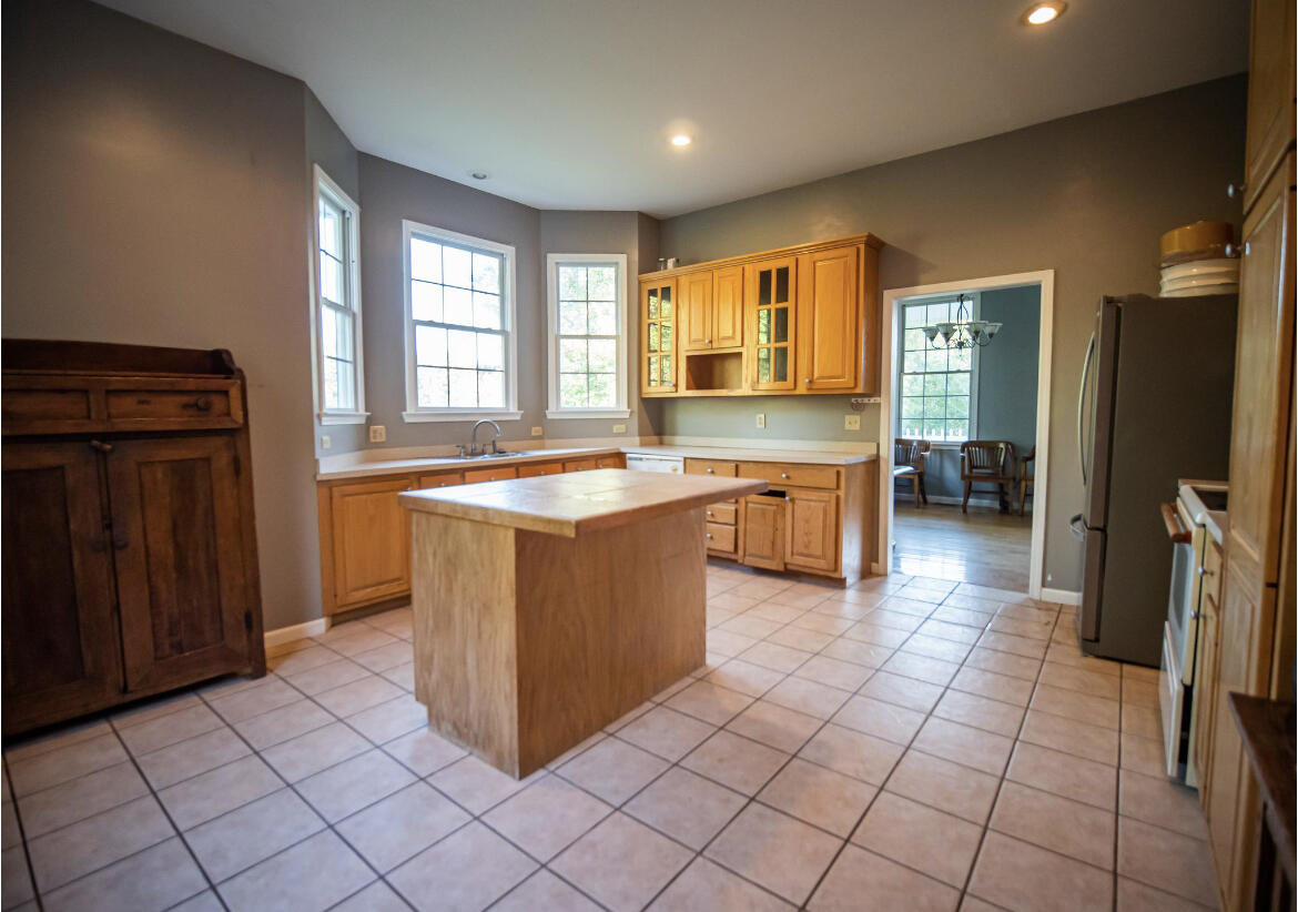 1145 Eaton Hill Road Hiltons, VA 24258 - Photo 11 of 21 IMG-0307