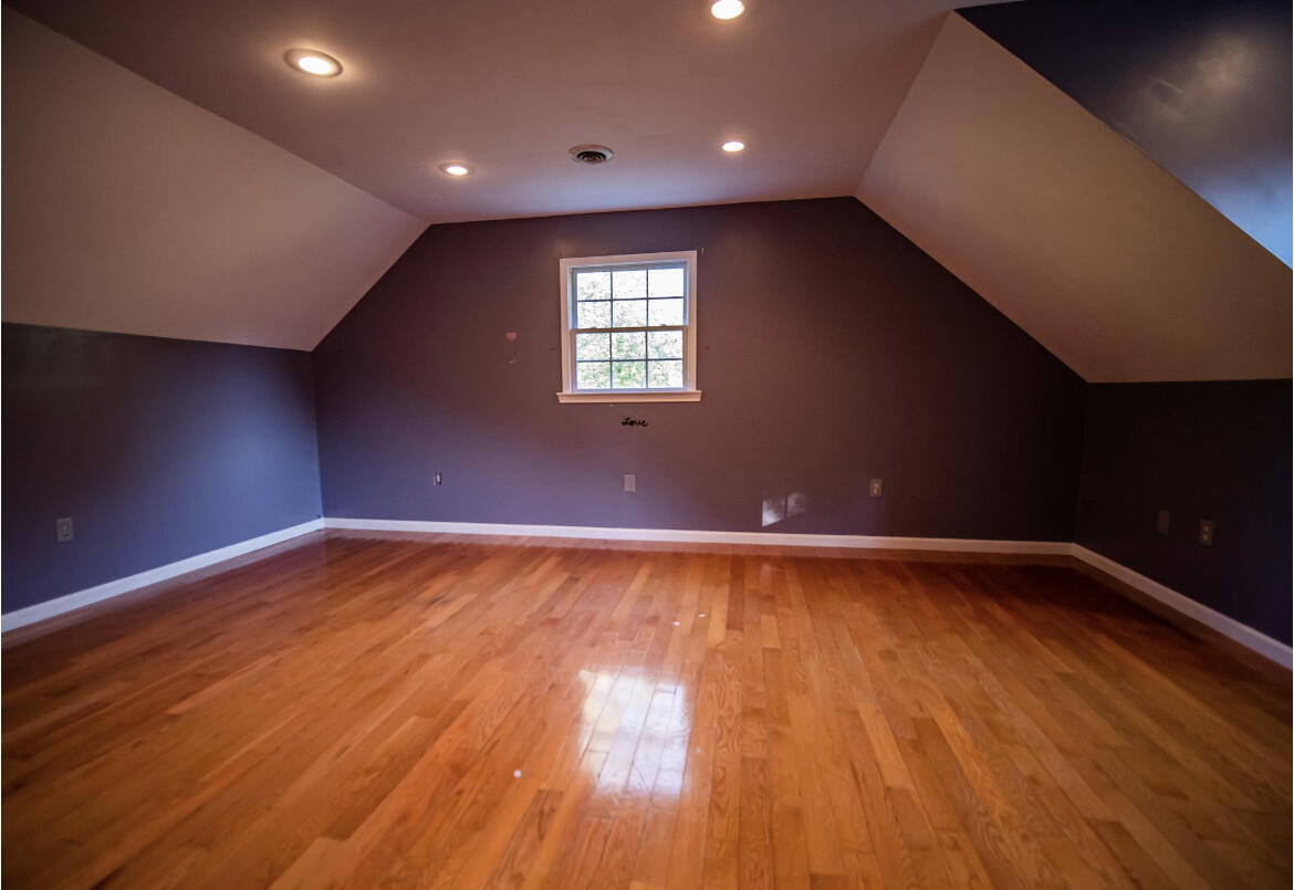1145 Eaton Hill Road Hiltons, VA 24258 - Photo 16 of 21 IMG-0315