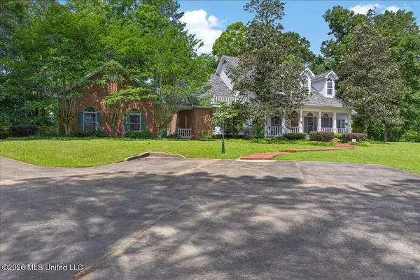 $749,500 | 2039 Perrott Road, McComb, MS 39648