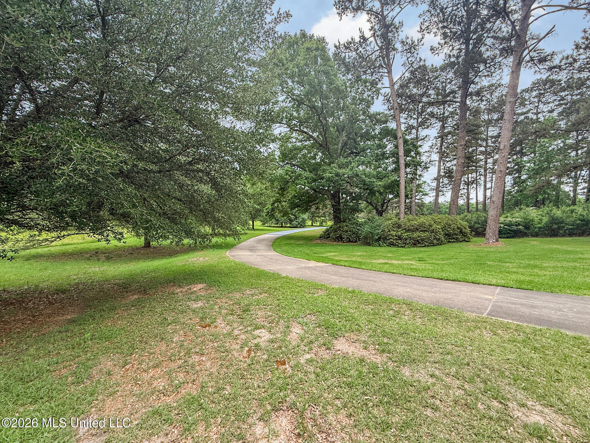 2039 Perrott Road McComb, MS 39648 - Photo 5 of 68 IMG_3238