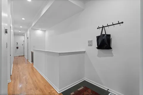 $725,000 | 1322 West Belmont Avenue, Unit 1W, Chicago, IL 60657