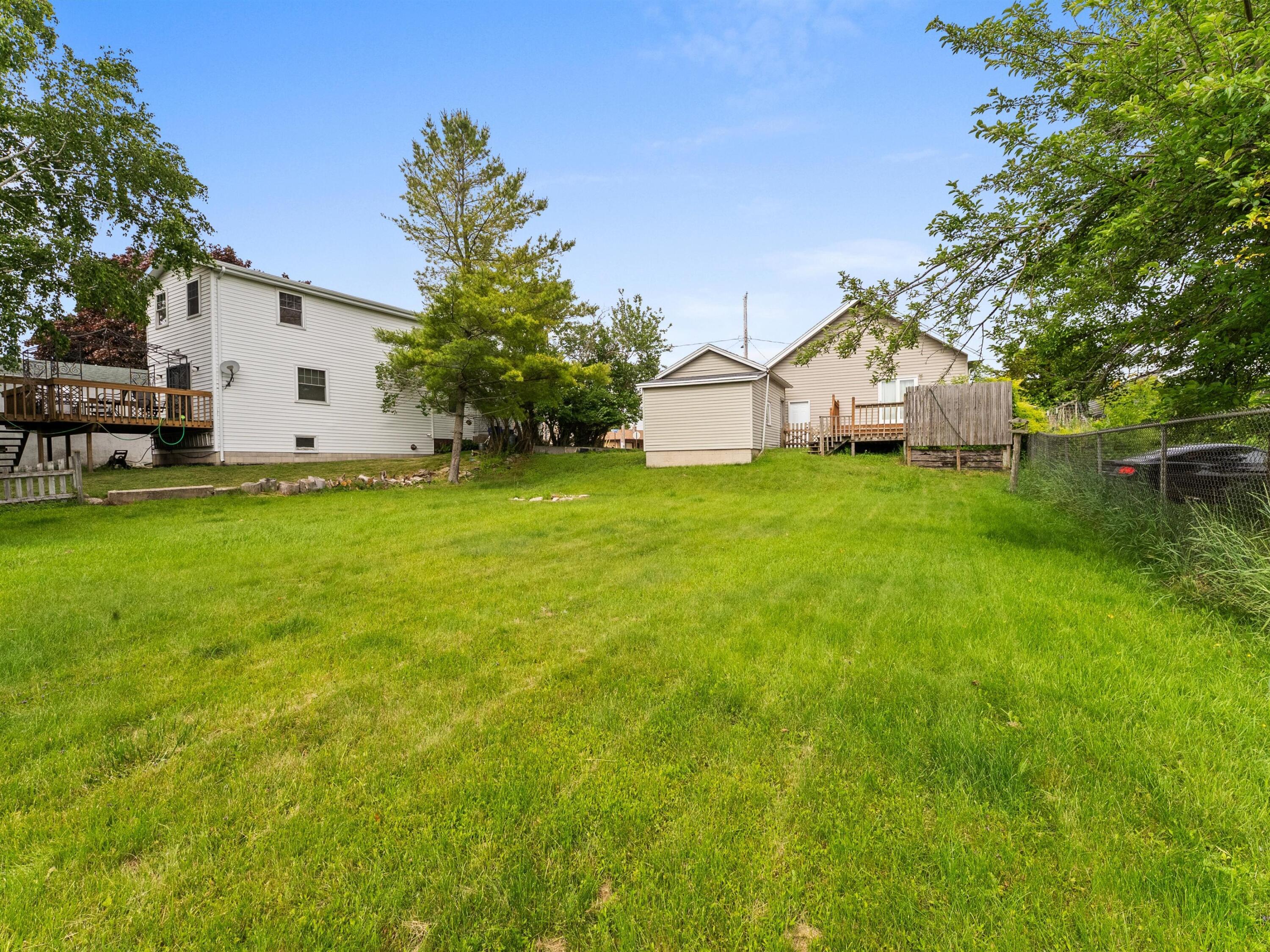 2906 Forest Avenue Two Rivers, WI 54241 - Photo 16 of 22 05-01_exterior-rear_005