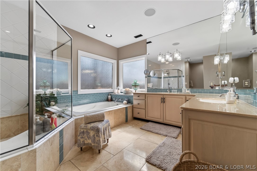 890 Anemone Road Lake Ozark, MO 65049 - Photo 15 of 63