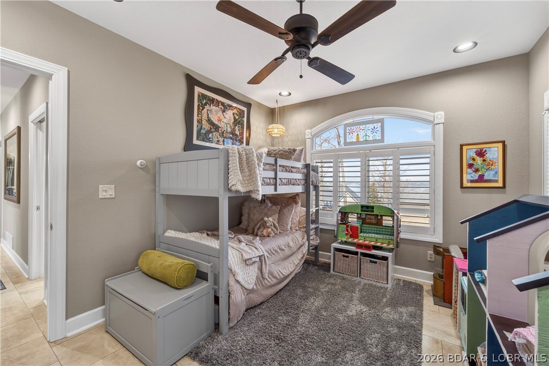 890 Anemone Road Lake Ozark, MO 65049 - Photo 22 of 63 Bedroom 3