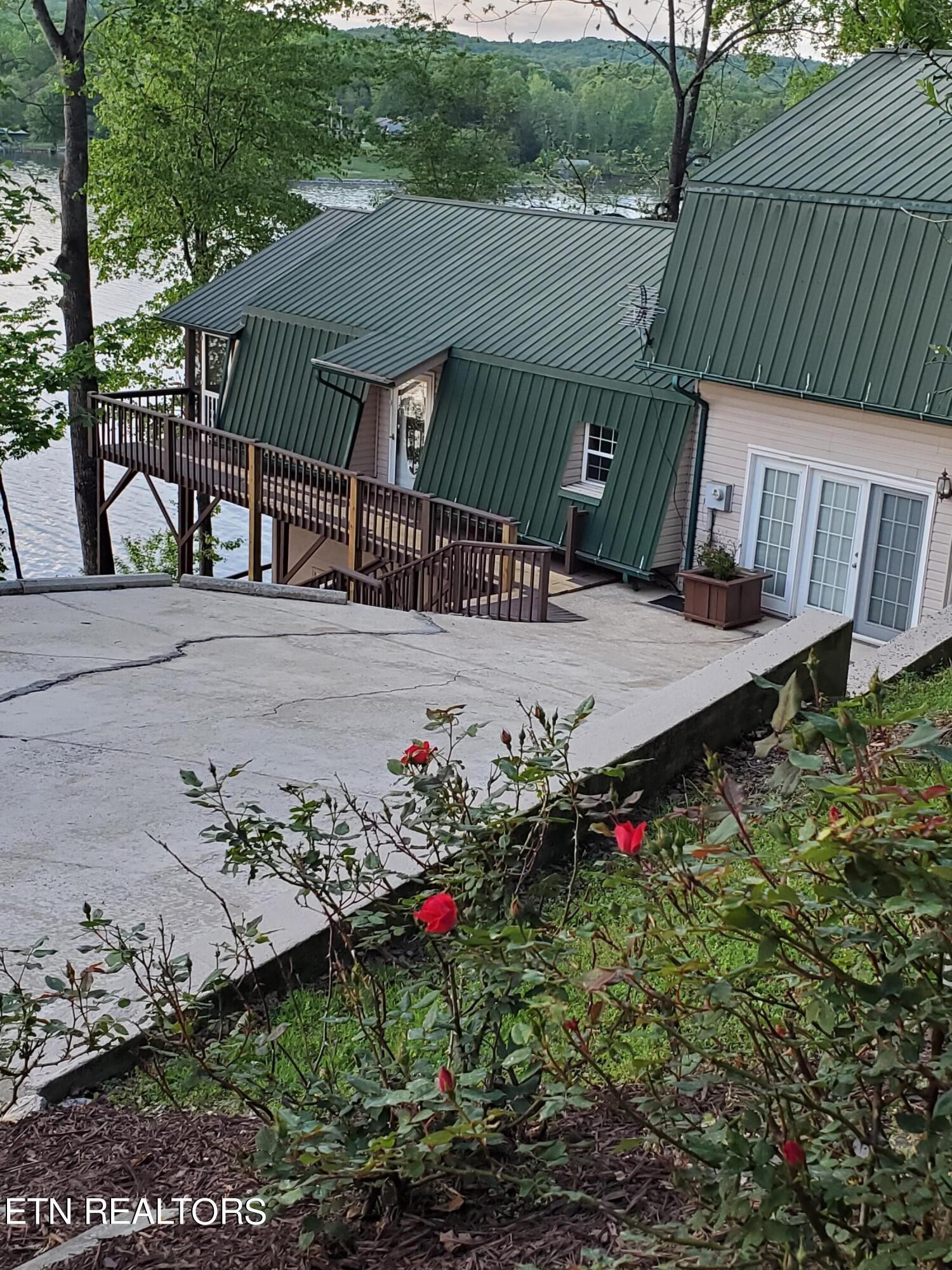 1018 Buzzard Roost Road Spring City, TN 37381 - Photo 2 of 44 Gallery Image 2