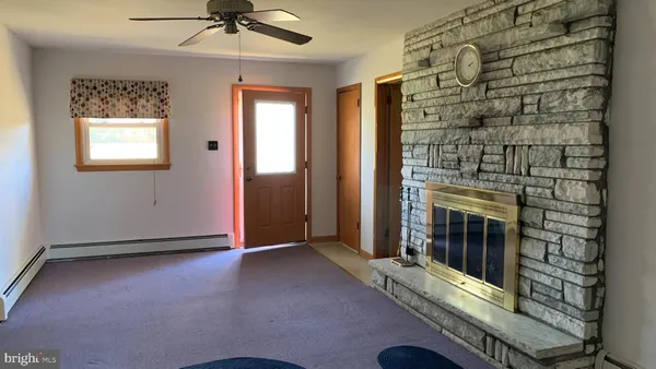 $2,300 | 116 North Golfwood Avenue, Carneys Point, NJ 08069