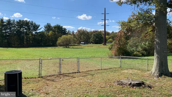 $2,300 | 116 North Golfwood Avenue, Carneys Point, NJ 08069