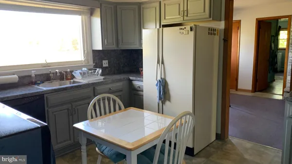 $2,300 | 116 North Golfwood Avenue, Carneys Point, NJ 08069