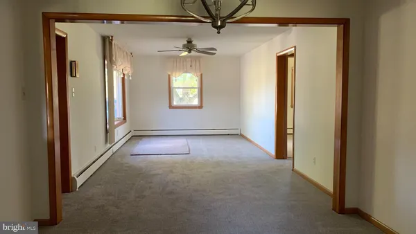 $2,300 | 116 North Golfwood Avenue, Carneys Point, NJ 08069