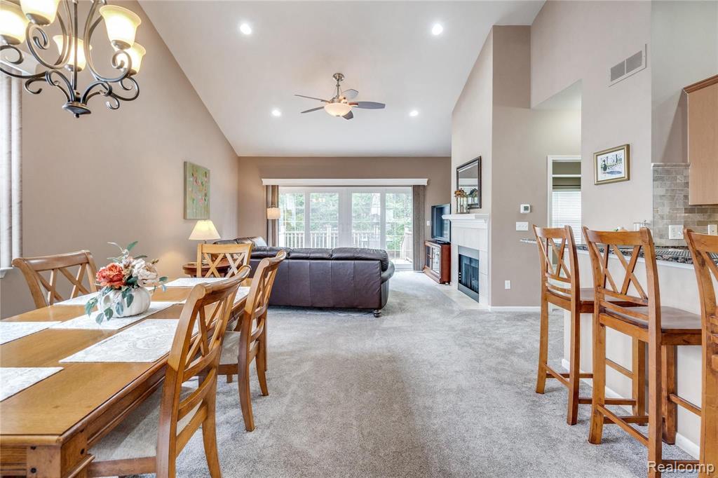 758 East Bluff Court Rochester Hills, MI 48306 - Photo 8 of 28