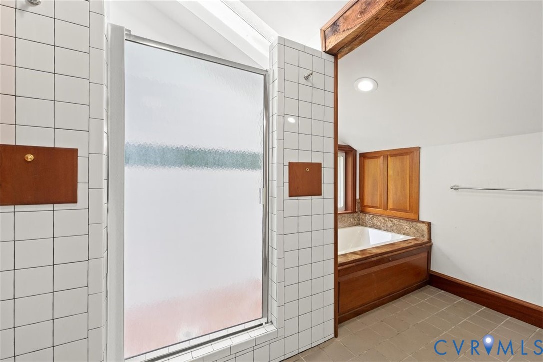 1208 Manteo Road Buckingham, VA 23921 - Photo 39 of 44 a bathroom with a tub and shower