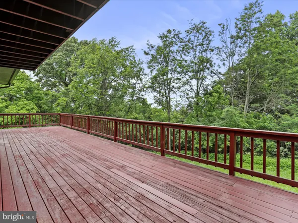 $404,000 | 143 Zinn Way, Linden, VA 22642