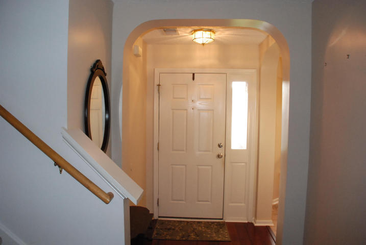 447 Maple Oak Lane Charleston, SC 29414 - Photo 12 of 15 447 Maple Oak Ln foyer