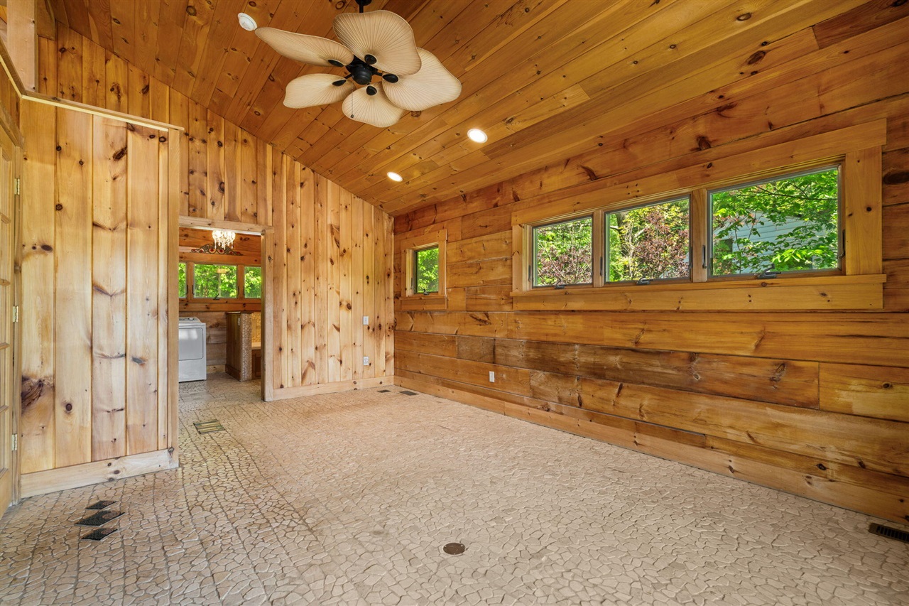 210 Spring Lake Drive Chelsea, MI 48118 - Photo 16 of 70